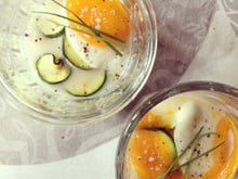 Œufs cocotte courgette & mozzarella