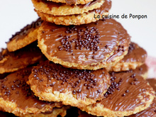 Biscuit granola et perles de chocolat