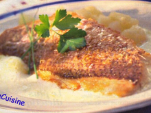 Filets de dorade aux épices douces et écrasée de pommes de terre