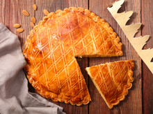 Comment faire pour que la galette des rois ne gonfle pas trop à la cuisson ?