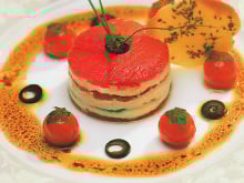 Millefeuille de tomates et poivrons confits à la Millefeuille poivrons
