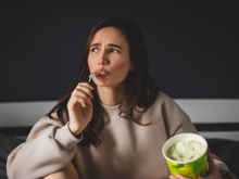 Voici les 5 astuces à appliquer pour ne plus grignoter en dehors des repas !