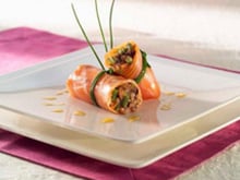 Tartare de haricots en pannequet de saumon saveur miel-chicorée