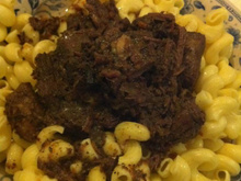 Gardianne de taureau au vin rouge et au thym