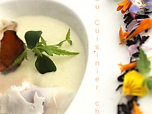 Mousseline de pommes de terre au Lapsang Souchong et amandes Girolles et lard de Colonnata