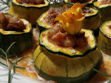 Courgette dorée farcie au saint agur