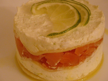 Lasagnes au fromage et saumon fumé à servir froides