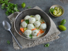 Boulettes de cabillaud au lait de coco et citron vert
