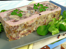 Terrine de lapin à la bretonne
