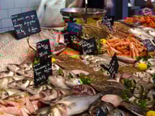 Découvrez les bons et les mauvais élèves du rayon poissonnerie notés sur 10 par une nutritionniste