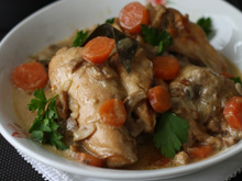 Mijoté de poulet à la bière et à la moutarde