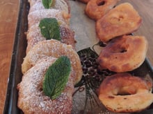 Beignets aux pommes classiques