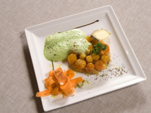 Tartelettes de carottes nouvelles à la tomme de savoie et sa crème verte