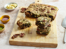 Matcha + Ube : voici notre recette pour faire un délicieux brownie avec les deux ingrédients les plus tendances du moment