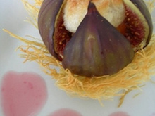 Figues farcies en nid de kadaif