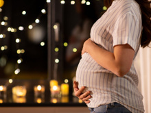 Noël : saumon fumé, foie gras, huîtres, est-ce à bannir pendant la grossesse ?