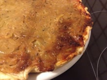 Tatin d'oignons caramélisés