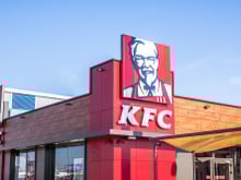 Pour faire des économies, KFC remplace un de ses ingrédients phares et ça fait polémique