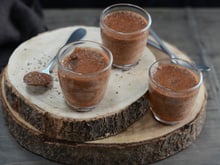 Petit pot de crème végétale à la banane