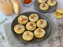 Mini-pizza de semoule au fromage          Pur Brebis Pyrénées