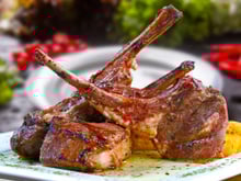 Côtelettes d'agneau en Provence