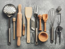 Voici la liste des ustensiles de cuisine à toujours emporter avec soi en vacances !