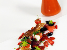 Gaspacho très fruité et olives noires Pastèque rôtie et feta marinée