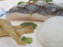 Filet de bar du bassin d'Arcachon et risotto aux herbes, citron vert et piment d'espelette