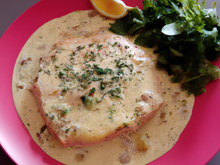 Saumon poêlé à la crème de Champerloises
