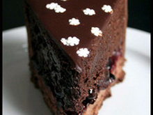 Entremet chocolat, cassis et vinaigre balsamique