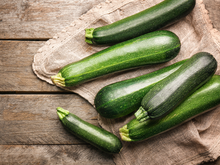 Été comme hiver : voici comment conserver des courgettes prêtes à l'emploi pour des recettes express toute l'année