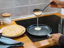Pâte à crêpes sans lait ni œuf et croustillantes au parfum d'amande