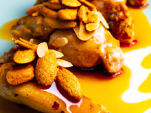 Chapon au miel et amandes torréfiées