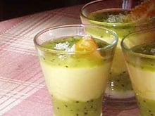 Verrines Banane Kiwi sur lit de coco