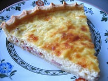 Quiche Lorraine généreuse à l'emmental