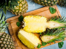 Cette manière de découper l’ananas va vous faciliter la vie !