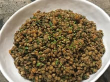 Salade de lentilles aux herbes fraîches