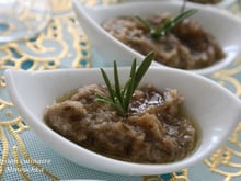 Caviar d'aubergine au miel et romarin