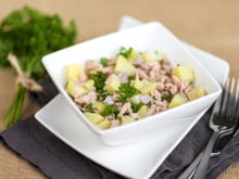 Salade de pommes de terre au thon classique