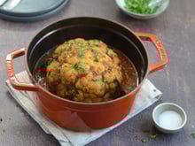 Vous ne savez jamais quoi faire avec le chou-fleur ? Essayez cette recette gourmande pour le cuisiner dans une cocotte