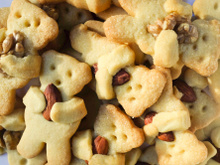 Petits biscuits ours aux amandes et aux noix