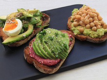 Avocado toast en 3 versions