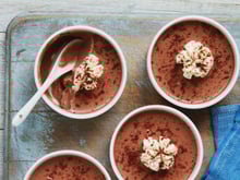 Paul Bocuse avait une recette inratable de mousse au chocolat ultra gourmande : voici comment la reproduire