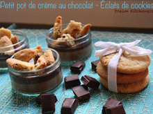 Petits pot de crème au chocolat et éclats de cookies