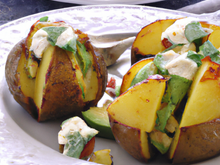 Pommes de terre farcies à l'avocat