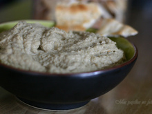Chips de pâte à pizza et tapenade