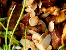 Porc sucré salé aux amandes grillées