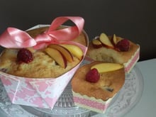 Cake nectarine jaunes et framboises