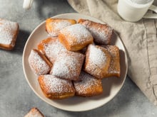 "Je vais vous faire les beignets que me faisait ma grand-mère" : Laurent Mariotte livre sa recette d'enfance
