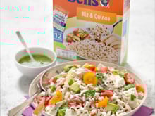 Salade de riz & quinoa, avocat, tomates cerise, feta et pesto d’herbes